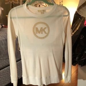 Long sleeve top